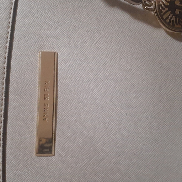 Anne klein purse - Picture 2 of 6